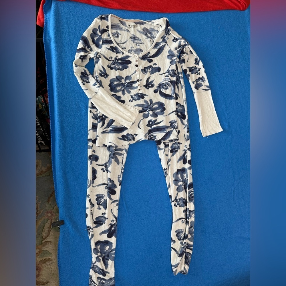 Lucky Brand 2Pc Thermal Pajama Loungewear Mix Size Top S Bottoms M Set
